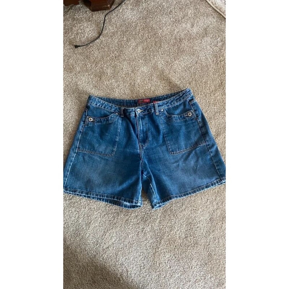 Faded Glory Vintage Denim Jean Shorts Size 18 Blue Mid Rise Casual